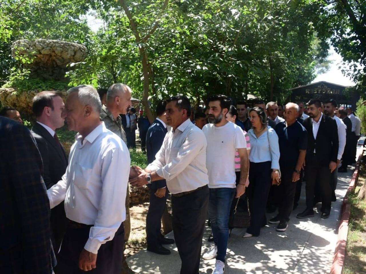 silopi-kaymakam-cihat-koc-bayramlasma-ve-veda-programini-birlikte-gerceklestirdi-7-001.jpg