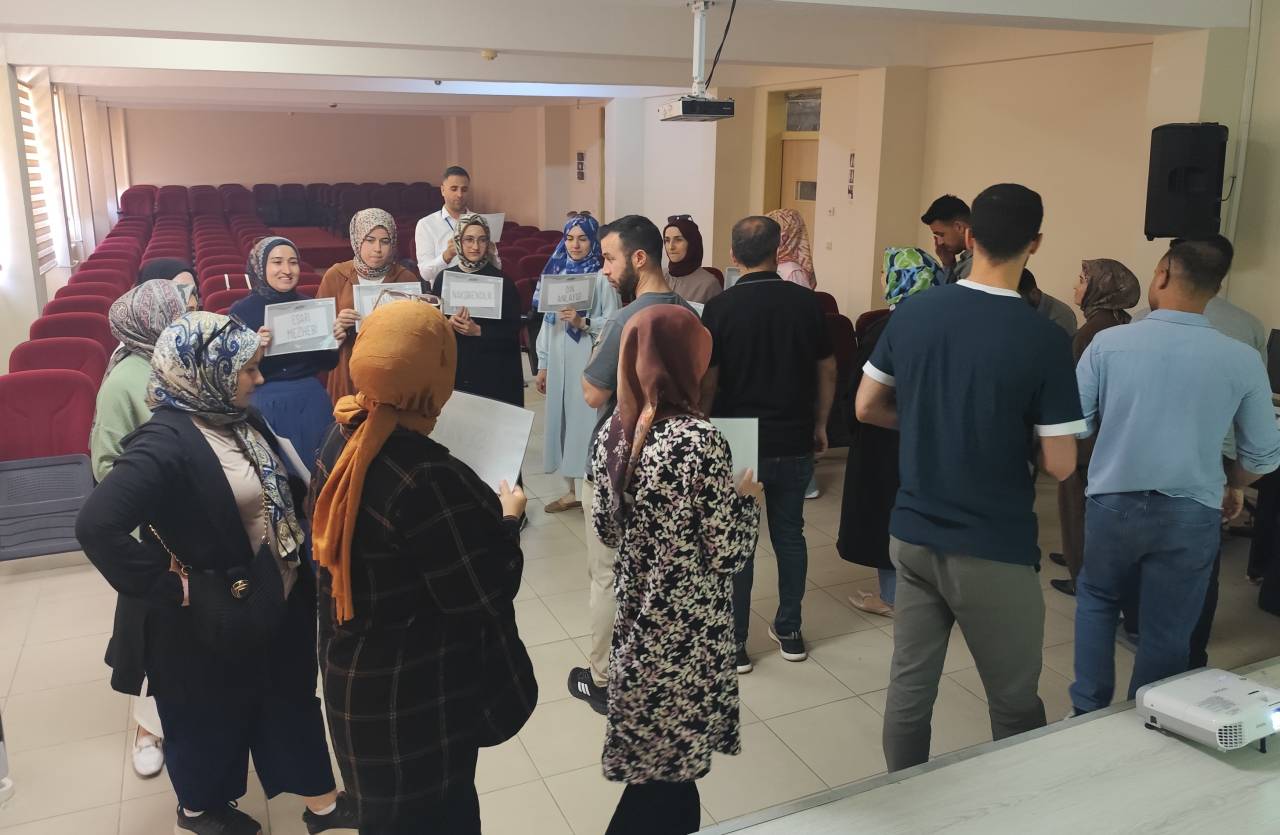 silopi-din-kkulturu-ahlak-seminer-fotograflari-www-sirnakhaber-2.jpg