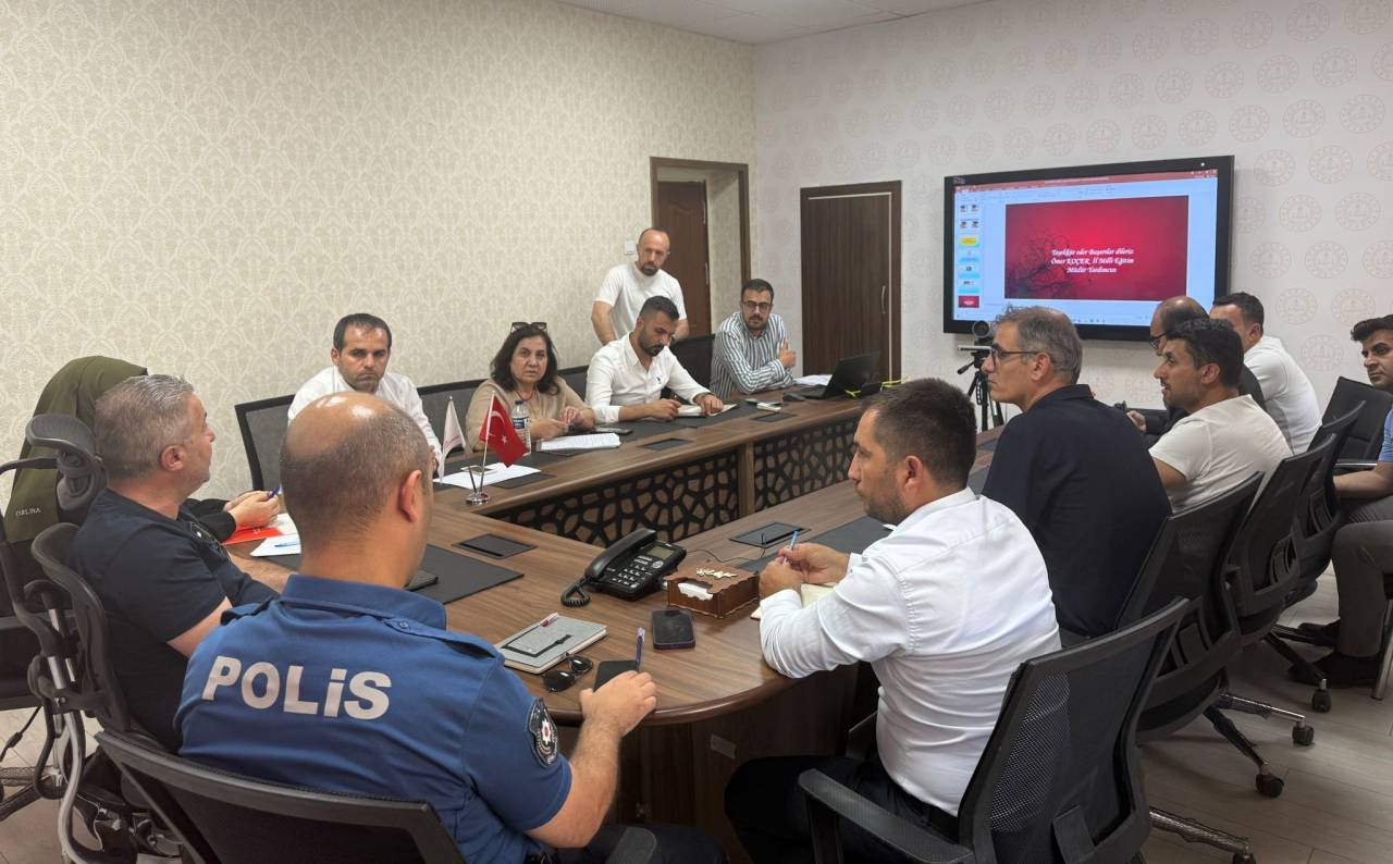 sirnakta-lgs-oncesi-sinav-guvenligi-masaya-yatirildi3.jpg