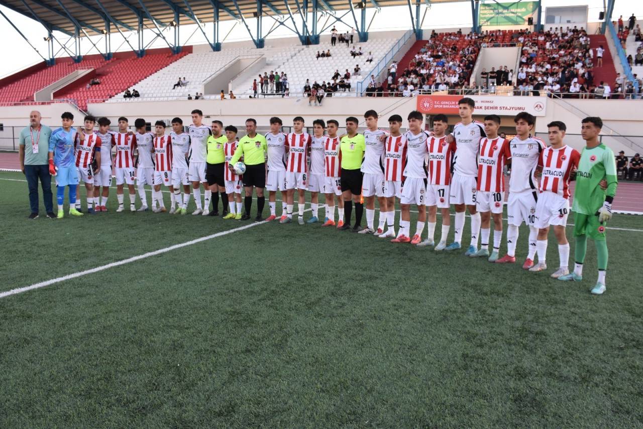 besiktas-u16-ve-sirnak-petrolspor-u16-3.jpeg