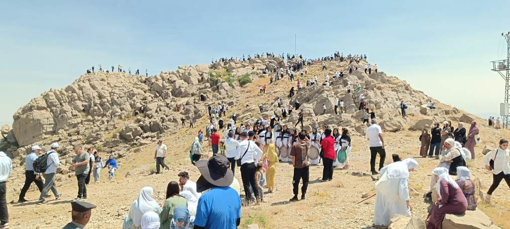 anmal-her-gun-yeniden-onem-kazanan-cudi-dagi-sefine-ziyareti-sirnakin-inanc-turizmine-onem-kazandiriyor-1.jpeg