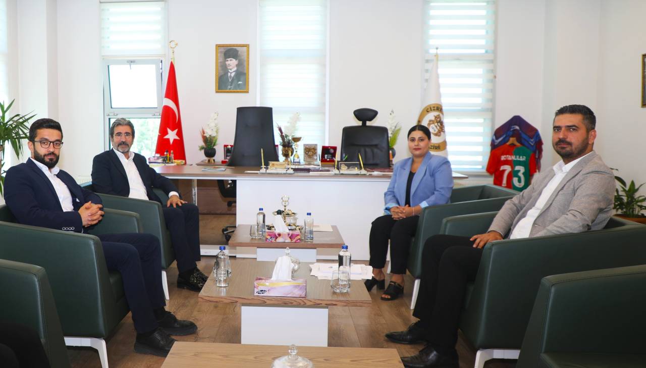 iller-bankasi-bolge-muduru-selami-ocaldan-cizre-belediyesine-ziyaret.jpg