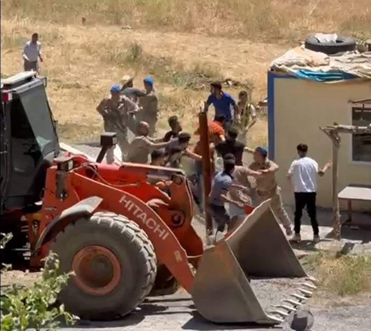 beytussebap-kavga2.jpg
