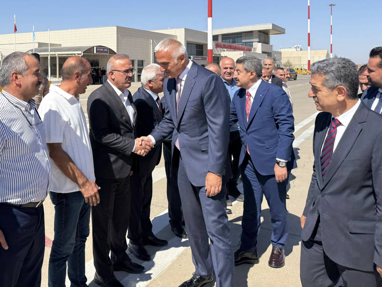 kultur-ve-turizm-bakani-mehmet-nuri-ersoy-sirnakta1.jpg