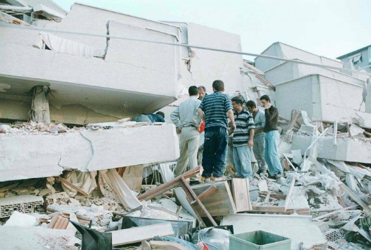 1999-marmara-depremi-1.jpg