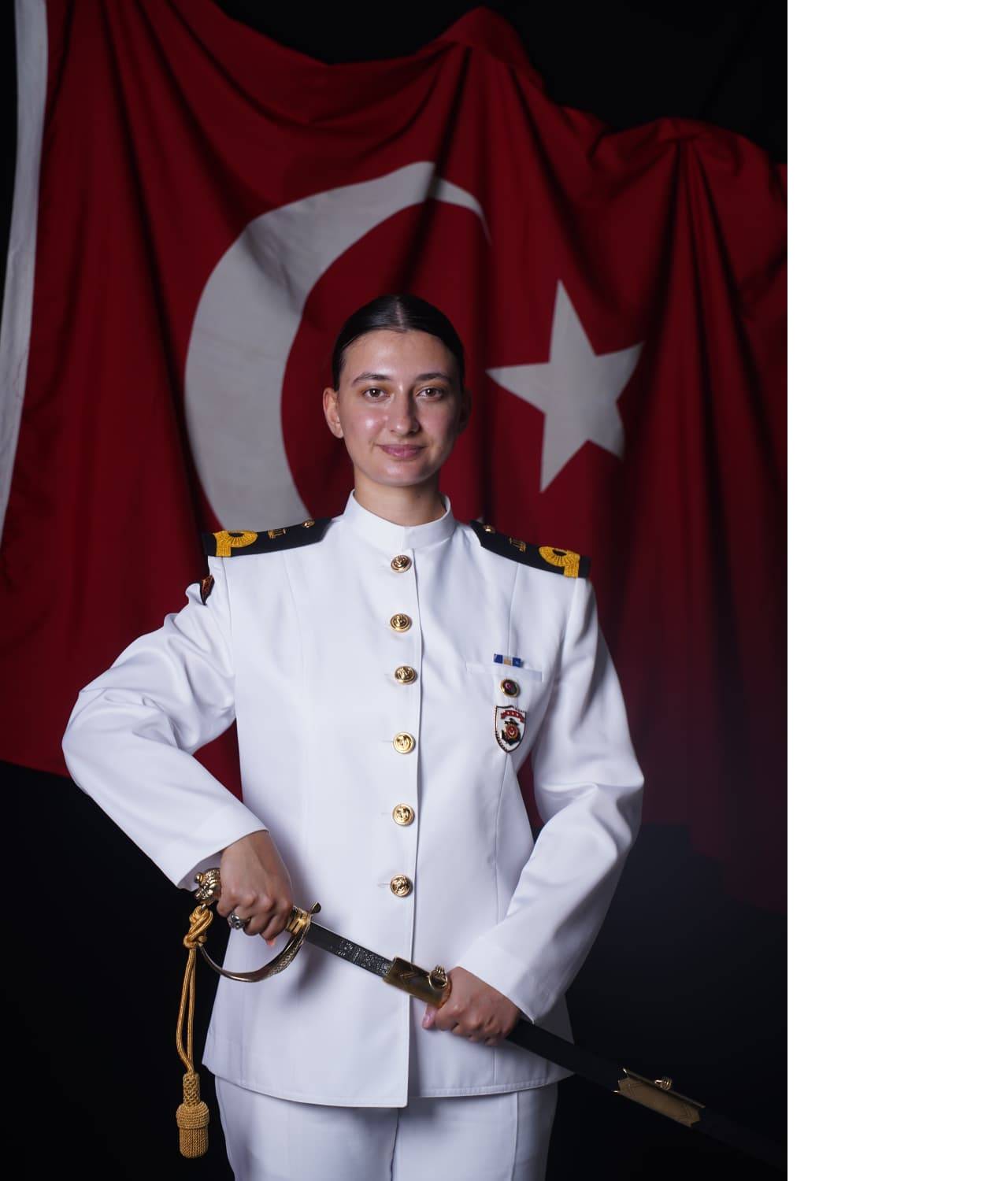 silopi-eski-karakol-komutaninin-kizi-birincilikle-tegmen-oldu-2.jpeg
