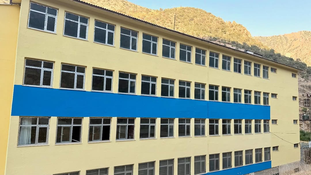 uludere-merkezegitime-deger-katan-destekuluderede-4-okulumuzun-bakim-ve-onarimini-ustlenen-1.jpg