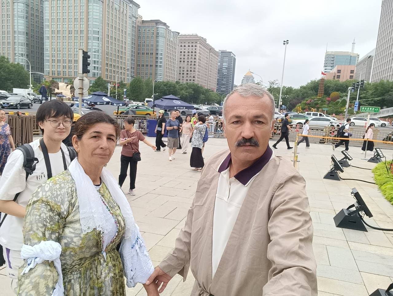 hayvan-sevgisi-seyahat-gezgin-cift-sirnak-ilham-veren-cin-6.jpg