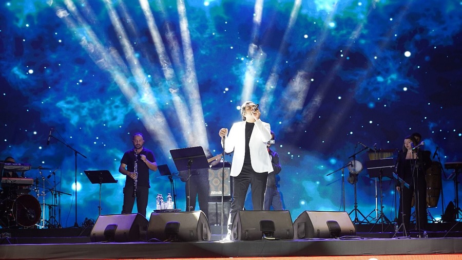bir-anadolu-senligi-kapsaminda-sirnakta-bayhan-sahne-aldi-ve-dinleyicilere-unutulmaz-bir-gece-y.jpg