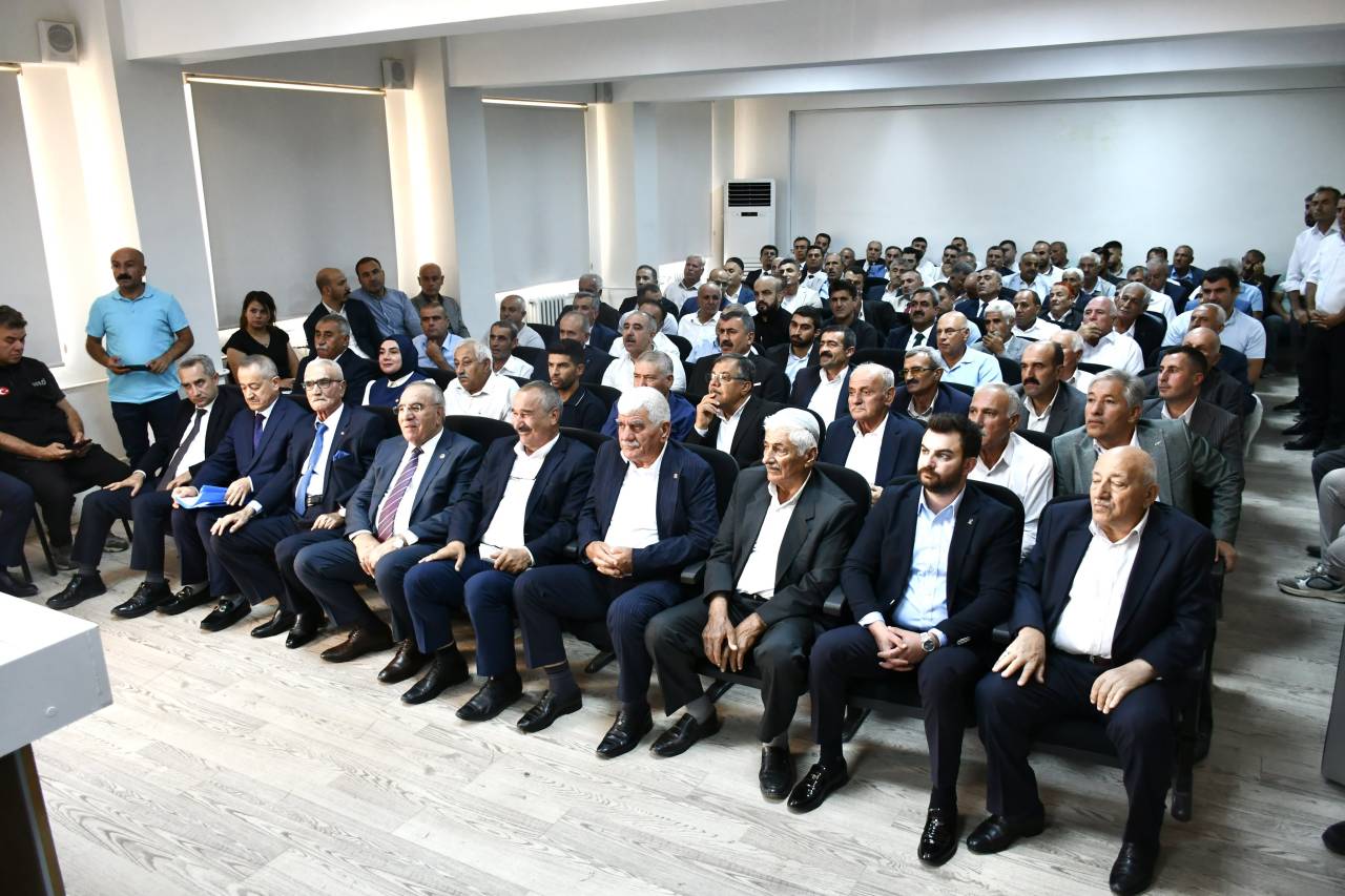idil-icin-onemli-zirve-vali-ve-muhtarlar-masaya-oturdu1.jpg