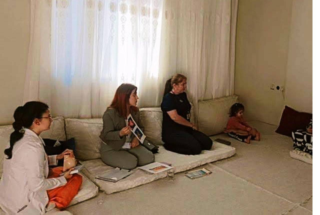 cizrede-saglik-ekiplerinden-anne-adaylarina-ev-ziyareti2.jpg