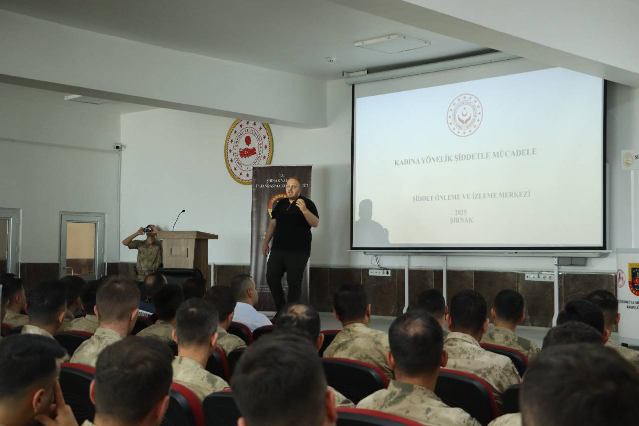 sirnakta-jandarma-personeline-kadina-yonelik-siddetle-mucadele-egitimi-2.jpg