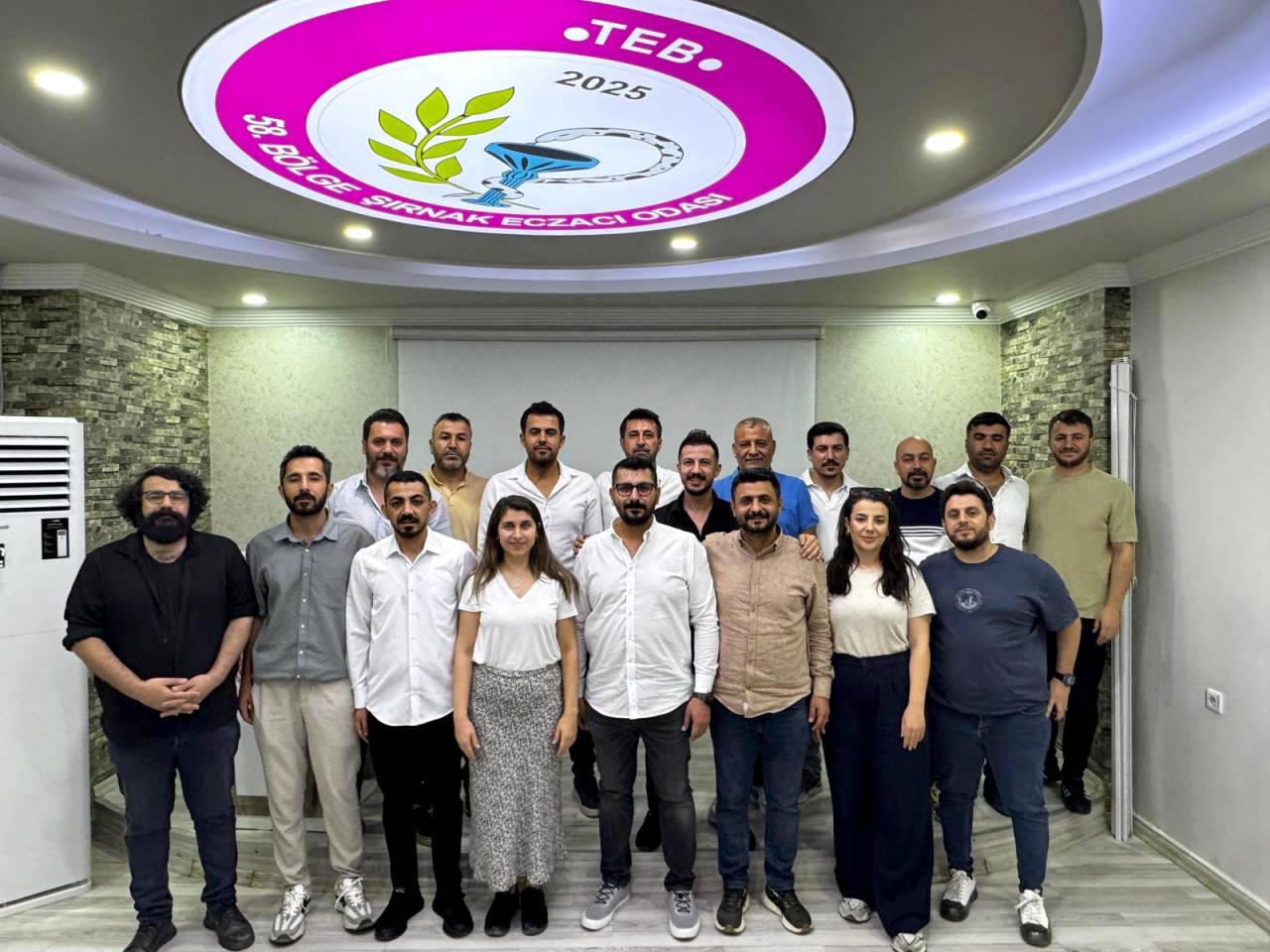 rnak-artik-kendi-eczaci-odasina-kavustu-58-bolge-oda-olarak-yola-cikiyor-2.jpeg