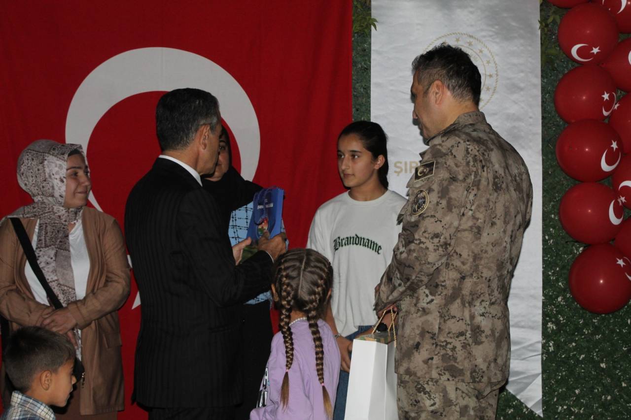 sirnakta-sehit-cocuklarina-vefa-gecesi-1.jpeg
