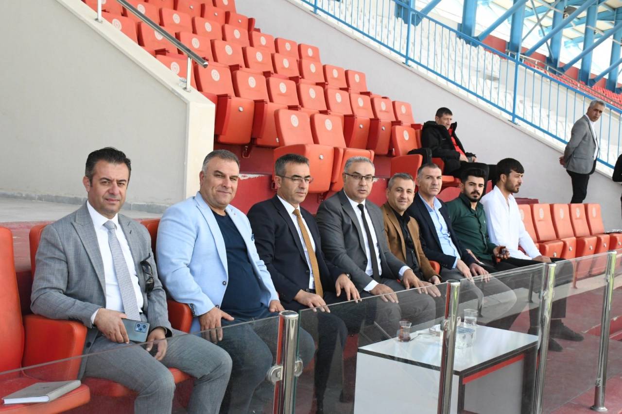 sirnakta-u14-milli-takim-secmeleri-gerceklestirildi-2.jpg