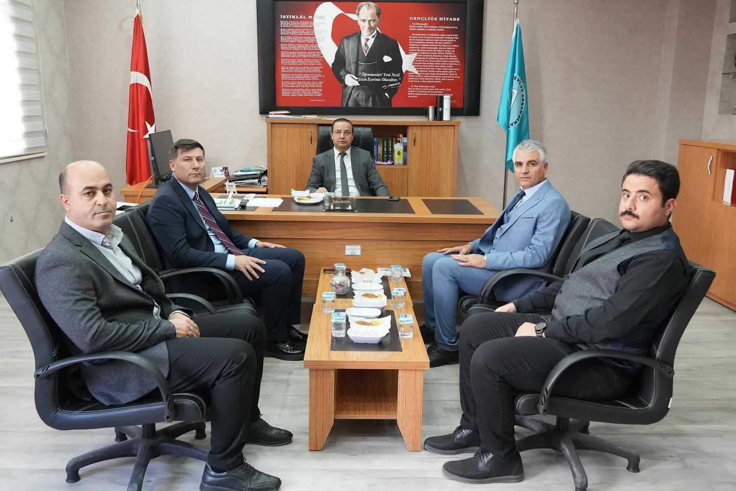 kaymakam-baycar-cizre-ogretmenevi-ve-aksam-sanat-okulundaki-calismalari-inceledi-3-001.jpg