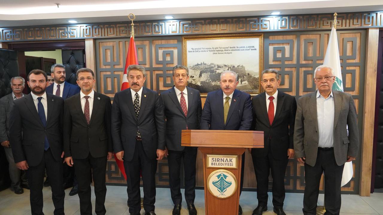 tbmm-eski-baskani-prof-dr-mustafa-sentop-2.jpg