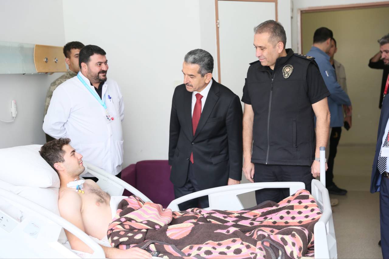 rnak-valisi-ekiciden-hastanede-gecmis-olsun-ziyareti3.jpg