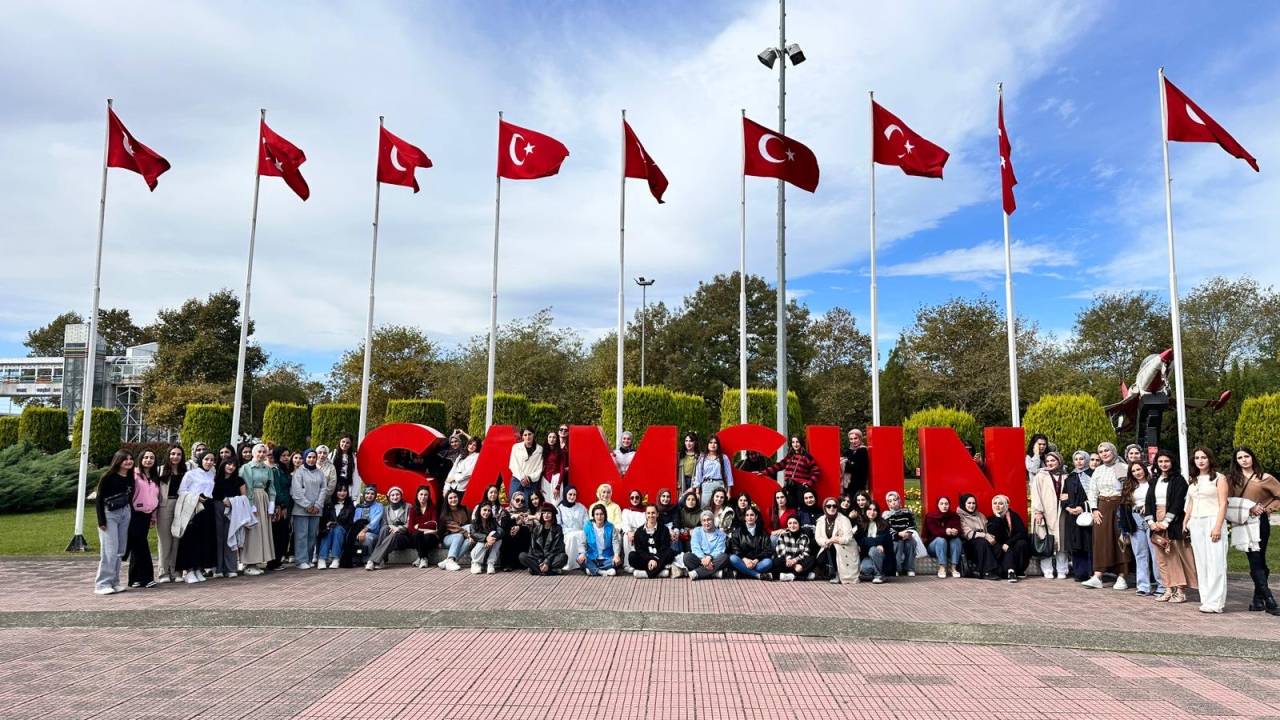 sirnakli-gencler-tarih-ve-kardeslik-icin-karadenizde-bulustu.jpg