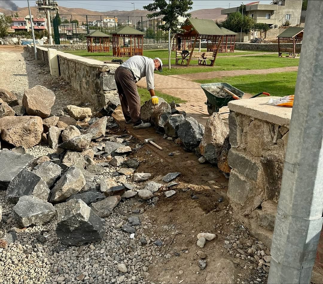 park-ve-bahceler-mudurlugu-calismalari-devam-ediyorbelediyemiz-park-ve-bahceler-mudurlugu-eki-1.jpg