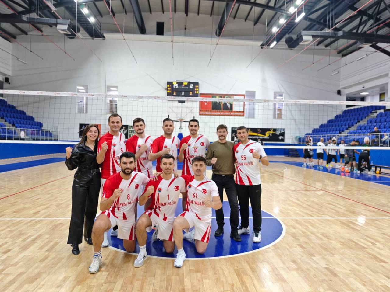 rnak-valiligi-voleybol-takimindan-namaglup-ilerleyis-2.jpeg