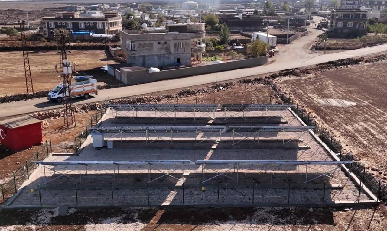 sirnakta-surdurulebilir-enerji-adimi-ucok-koyu-ges-projesi-devrede-2.jpg