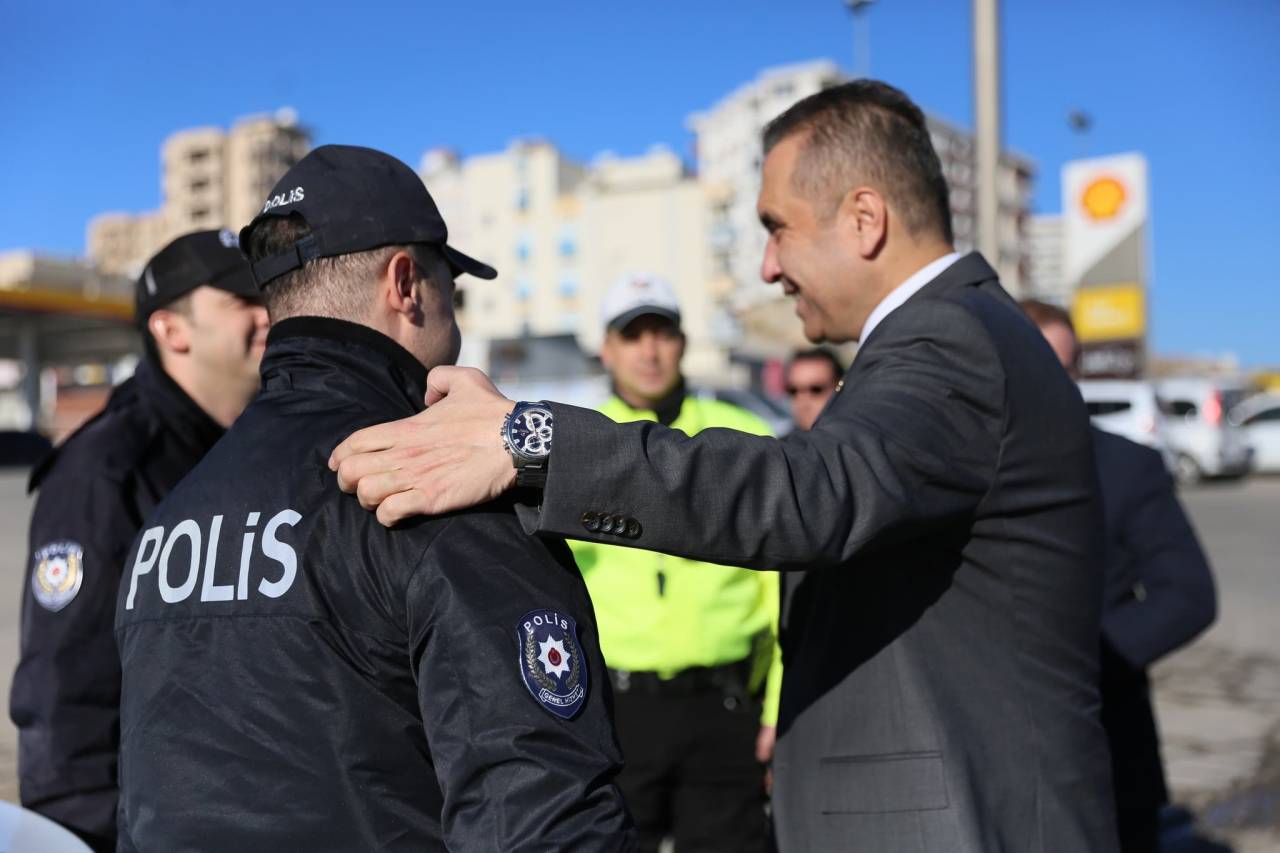 l-emniyet-muduru-volkan-sazaktan-cizrede-hafta-sonu-denetimi.jpg