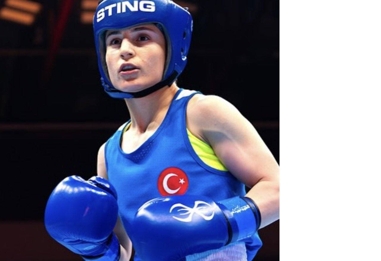 sirnakli-boksor-nurselen-yalgettekin-avrupanin-zirvesine-cikti.jpg