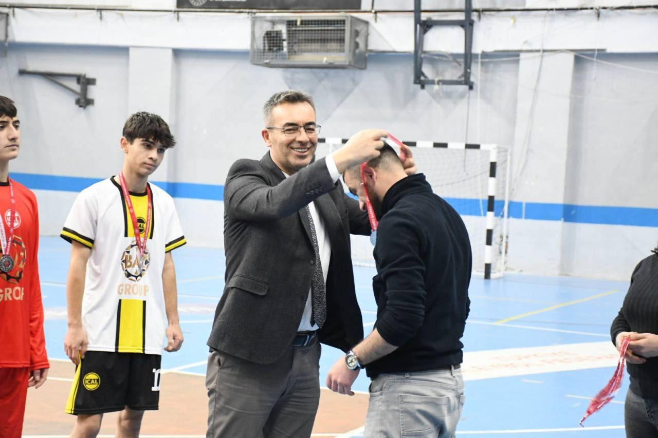 sirnakta-futsal-finali-nefes-kesti-sampiyon-belli-oldu-2.jpg