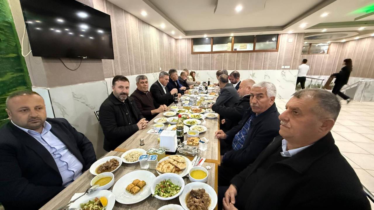 rnakta-esnafin-gucu-gonul-sofrasinda-bulustu-sesobtan-birlik-iftari-4.jpg