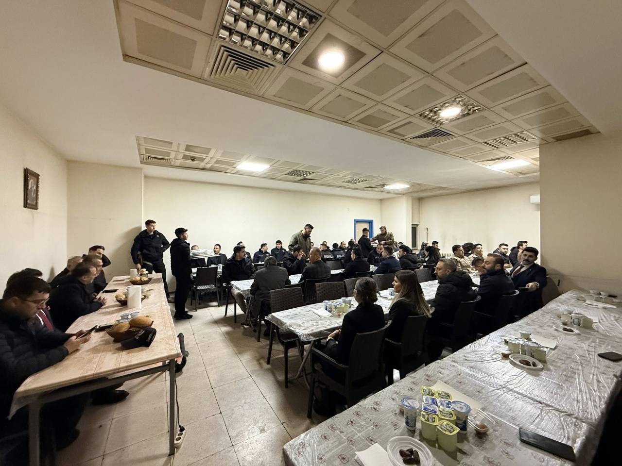uludere-belediyesinden-emniyet-mensuplarina-iftar-programi-2.jpg