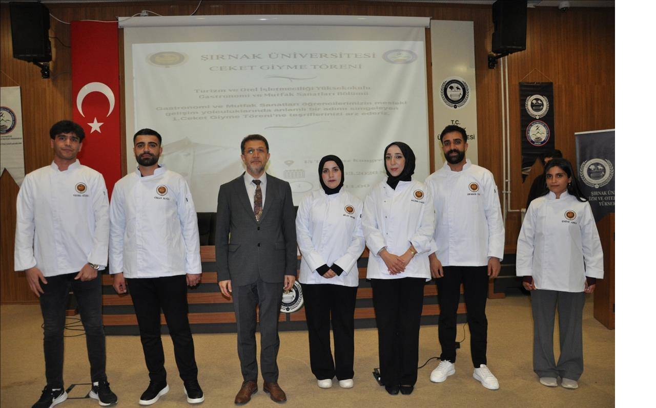 sirnak-universitesinde-gastronominin-yeni-sultanlari-ceketlerini-giydi-1.jpg