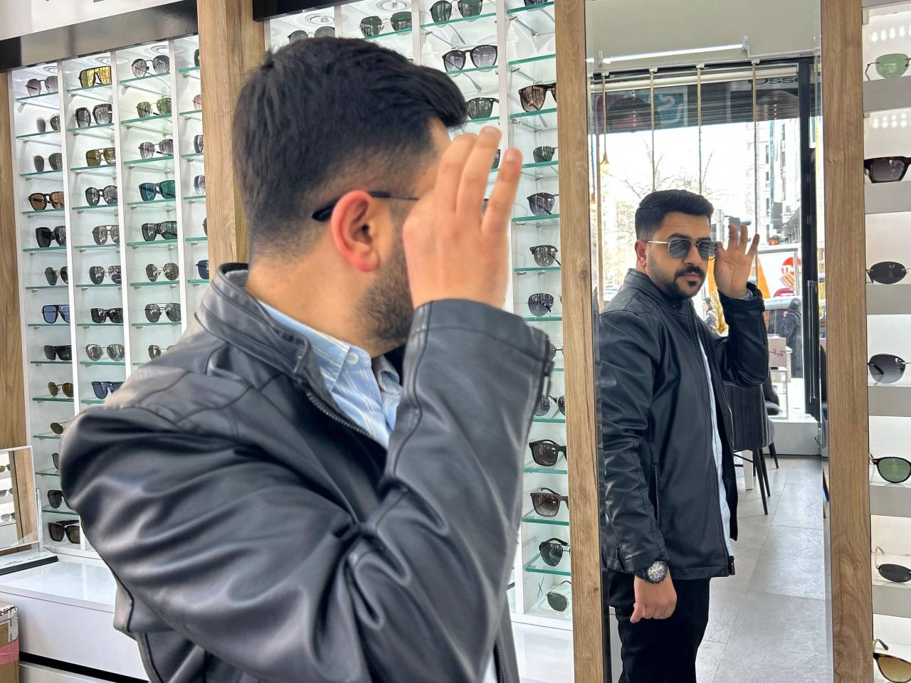 gunes-gozlugu-alirken-bunlara-dikkat-optisyenlerden-optik-magazasi-vurgusu-1.jpg
