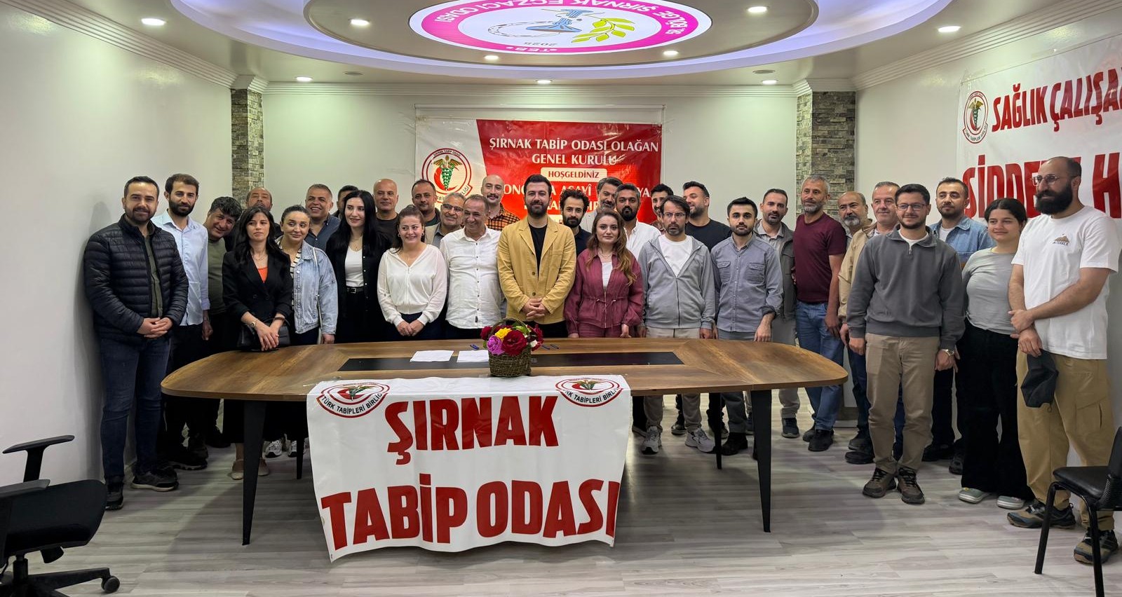 rnak-tabip-odasinda-dr-serdar-kuni-guven-tazeledi-3.jpeg