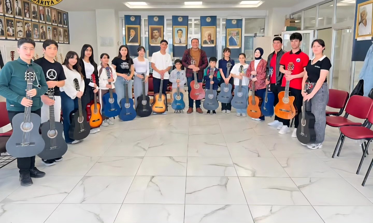 cizrede-belediyesinin-muzik-egitimleri-araliksiz-suruyor-2.jpg