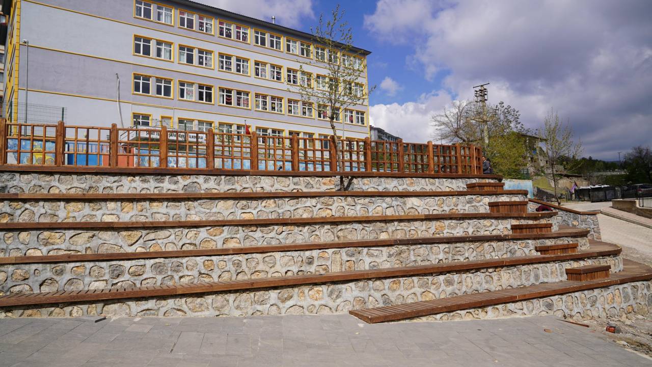 sirnakta-minyatur-park-projesi-yukseliyor-2.jpg