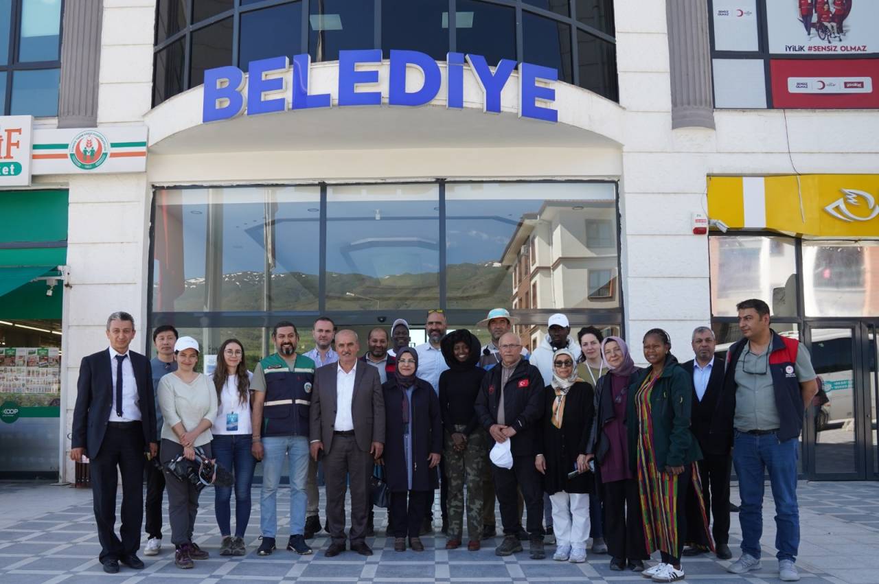 ipek-yolu-kervaninin-turkiye-etabinda-ikinci-durak-malatya-oldu-3.jpg