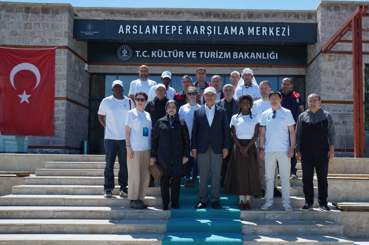ipek-yolu-kervaninin-turkiye-etabinda-ikinci-durak-malatya-oldu-5.jpg