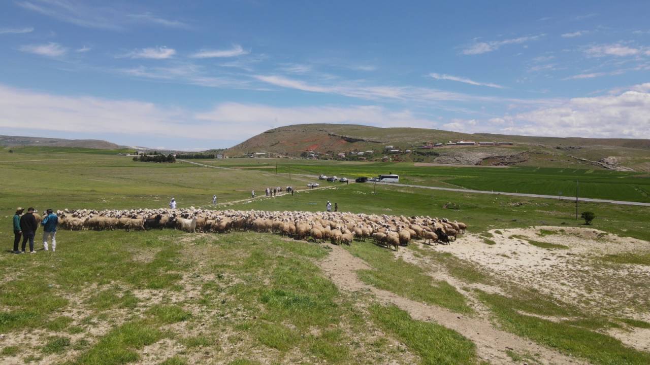 ipek-yolu-kervaninin-turkiye-etabinda-ikinci-durak-malatya-oldu-6.jpg