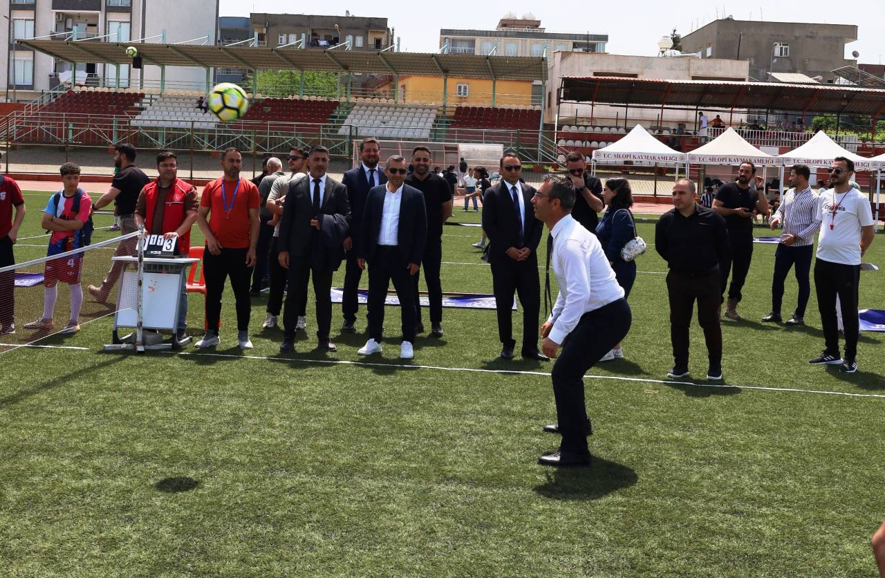 silopide-580-ogrencinin-katilimiyla-futbol-senligi-duzenlendi-1.jpeg