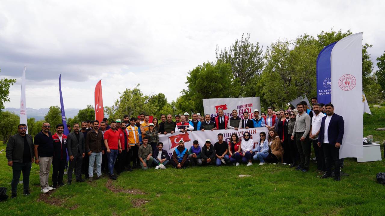 sirnakta-vatandaslar-yesil-vatan-icin-bir-araya-geldi3.jpeg