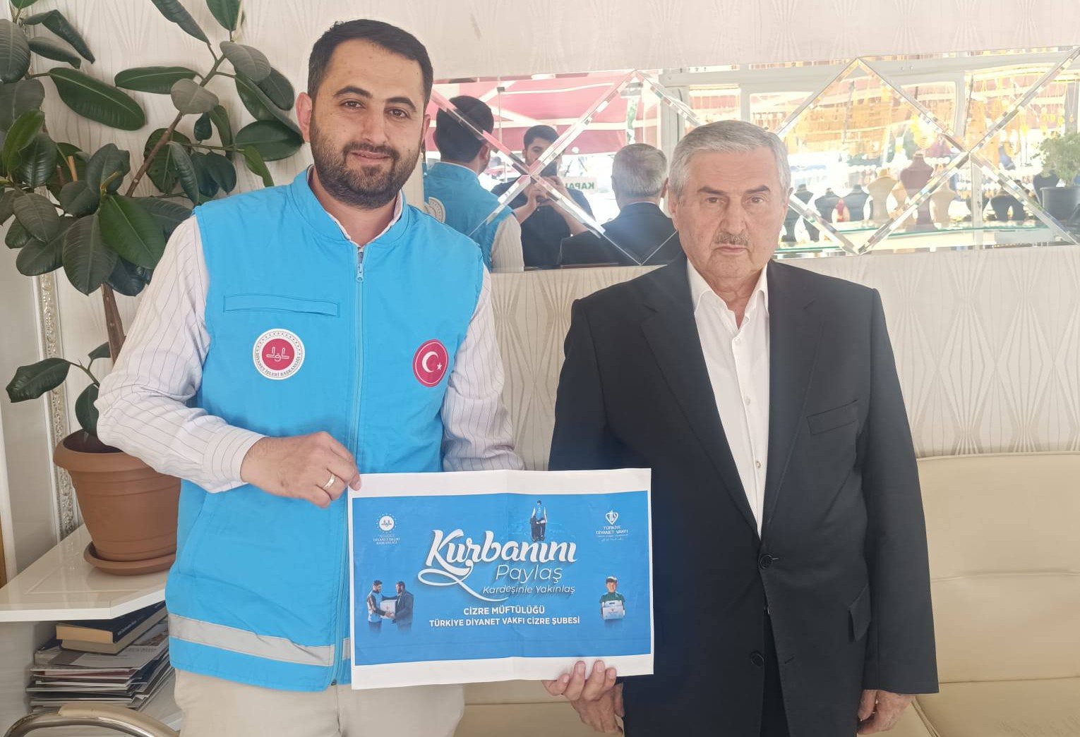 cizre-kaymakami-baycar-turkiye-diyanet-vakfi-kurban-kampanyasina-destek-verdi-4.jpg
