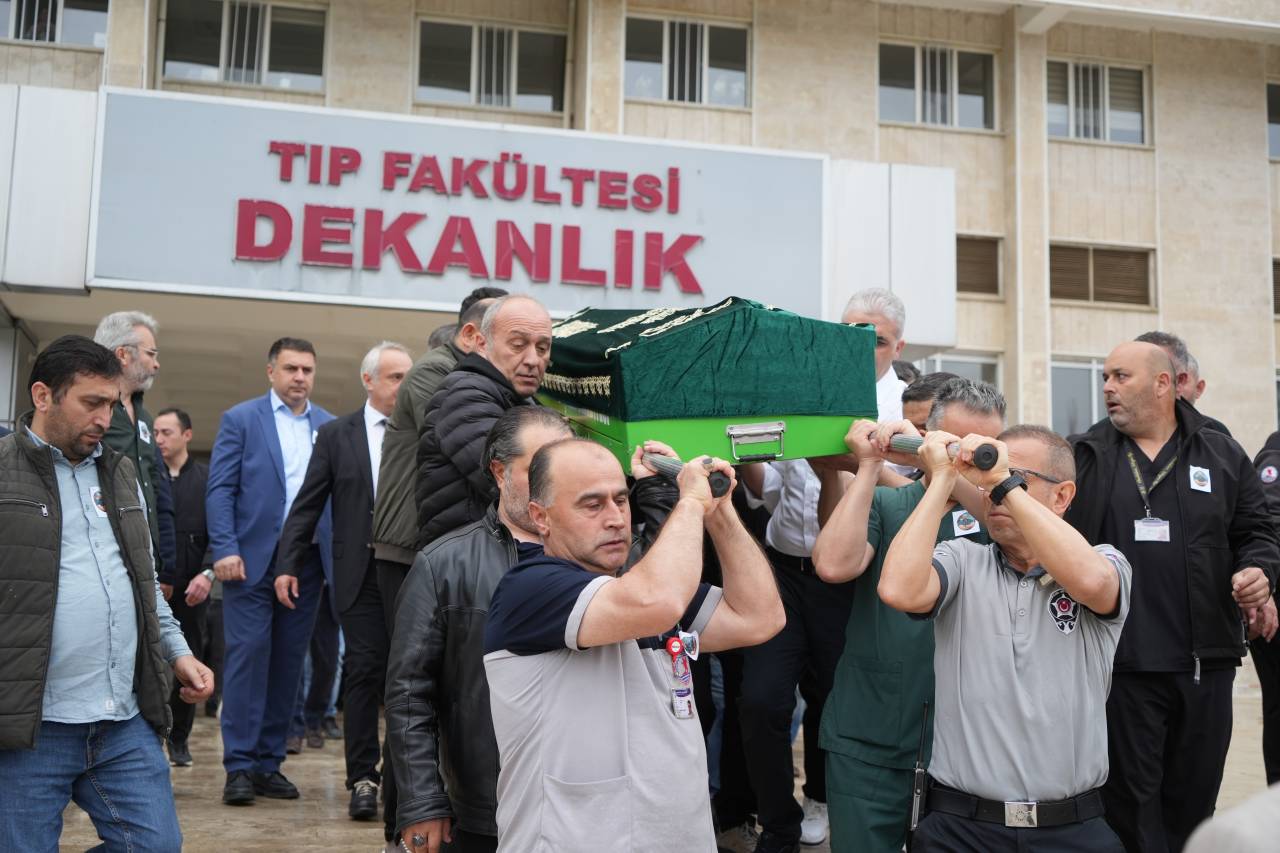 samsun-saglik-camiasi-yasta-37-yasindaki-doktor-kalbine-yenik-dustu-1.jpg