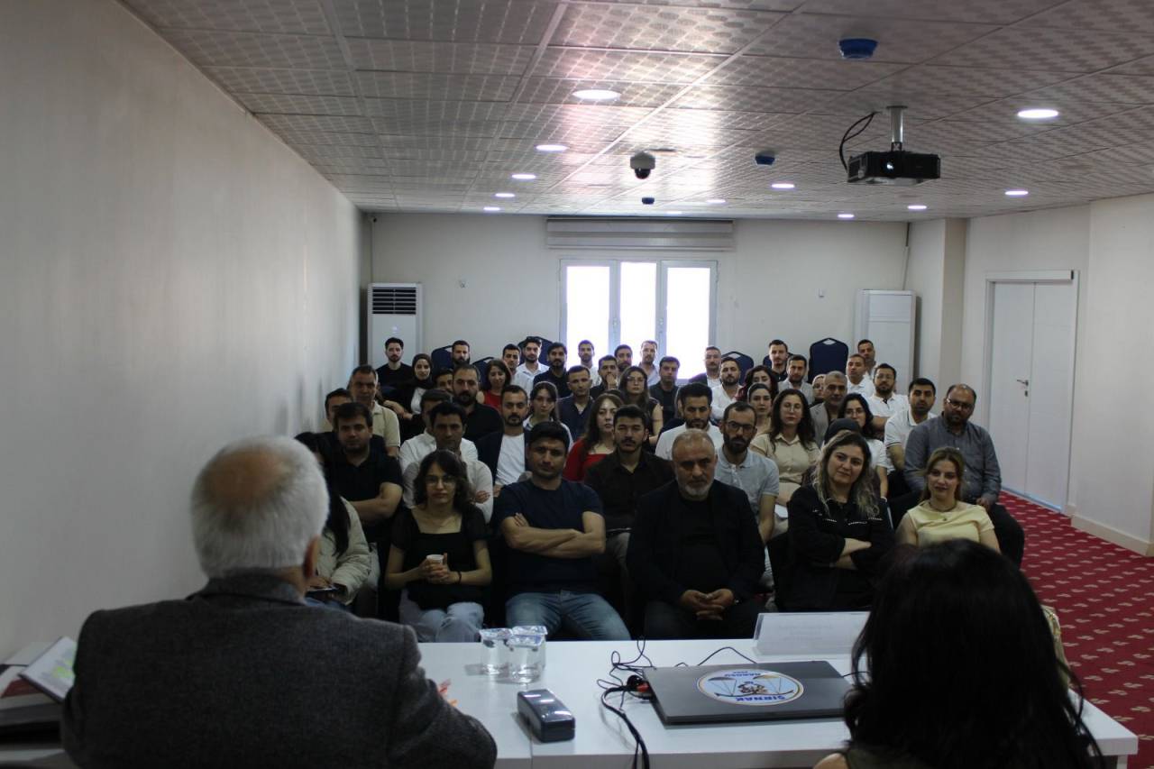 rnak-barosundan-esler-arasi-mal-rejimi-ve-tasfiyesi-semineri-3.jpg
