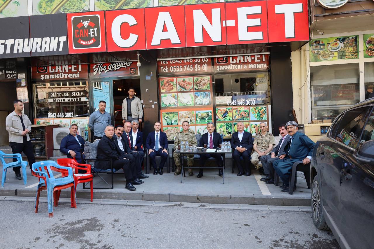 vali-ekiciden-uluderede-yogun-mesai-mehmetcik-esnaf-ve-dugun-ziyareti-3.jpg