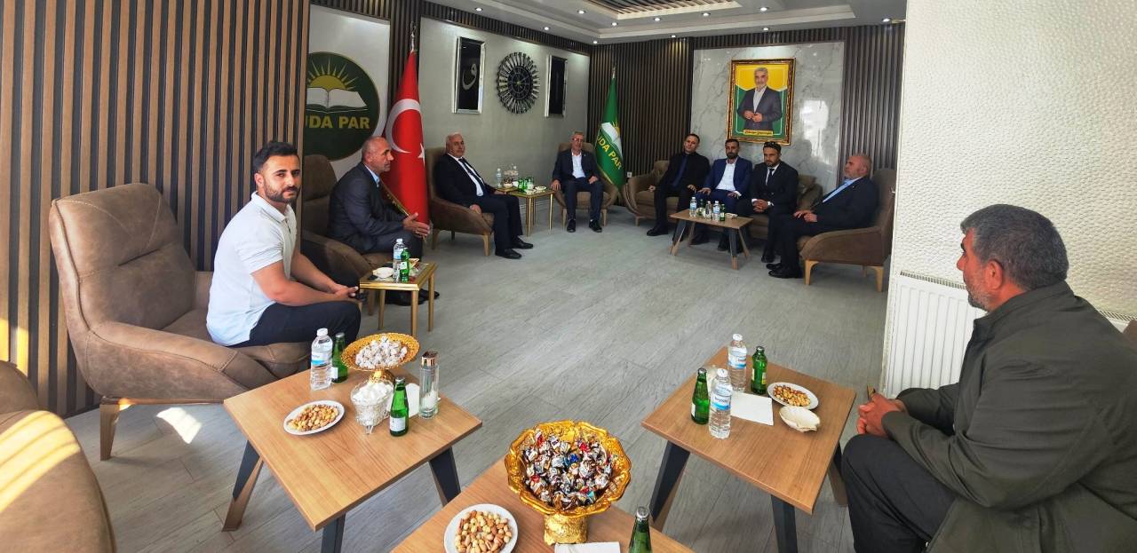 bbp-heyetinden-huda-par-sirnaka-bayram-ziyareti.jpg