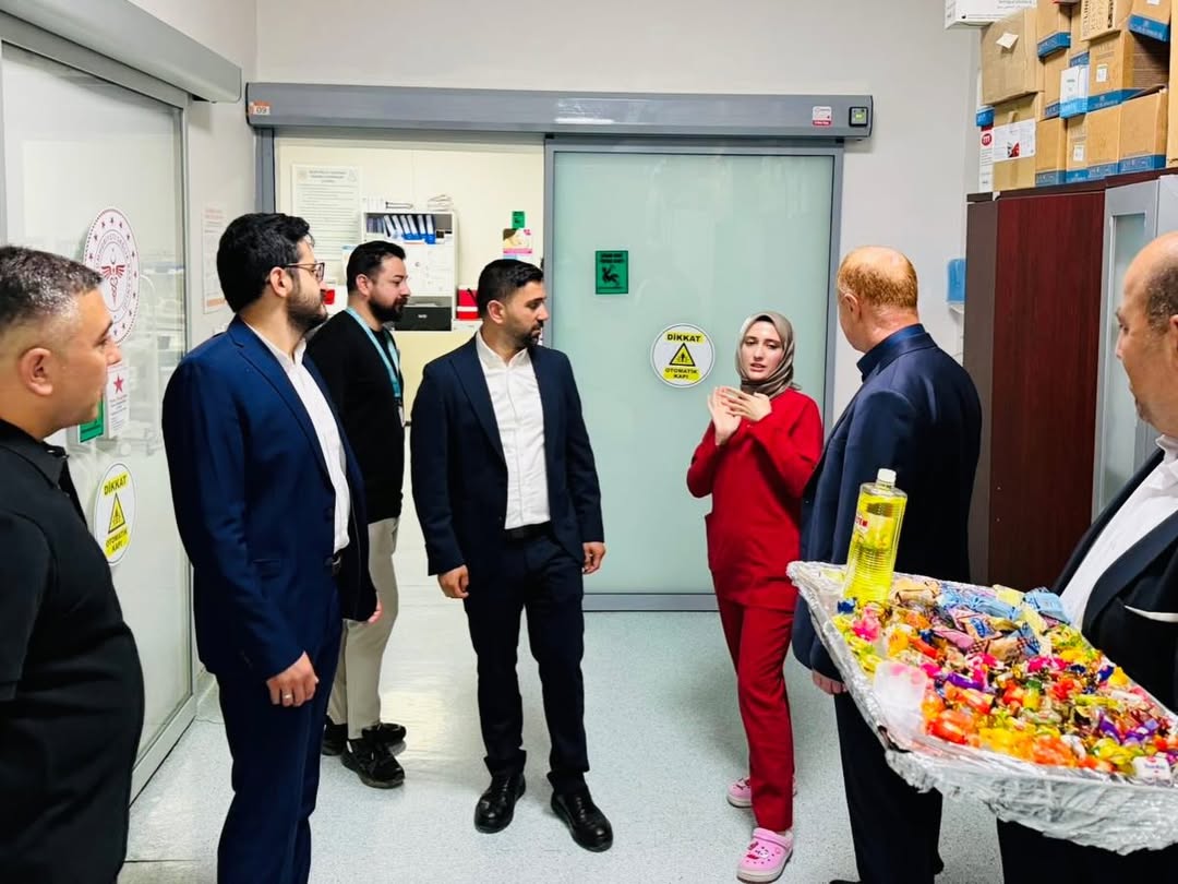 hastanemiz-yonetimi-tarafindan-kurban-bayrami-munasebetiyle-gorevleri-basinda-bulunan-saglik-cal-6.jpg