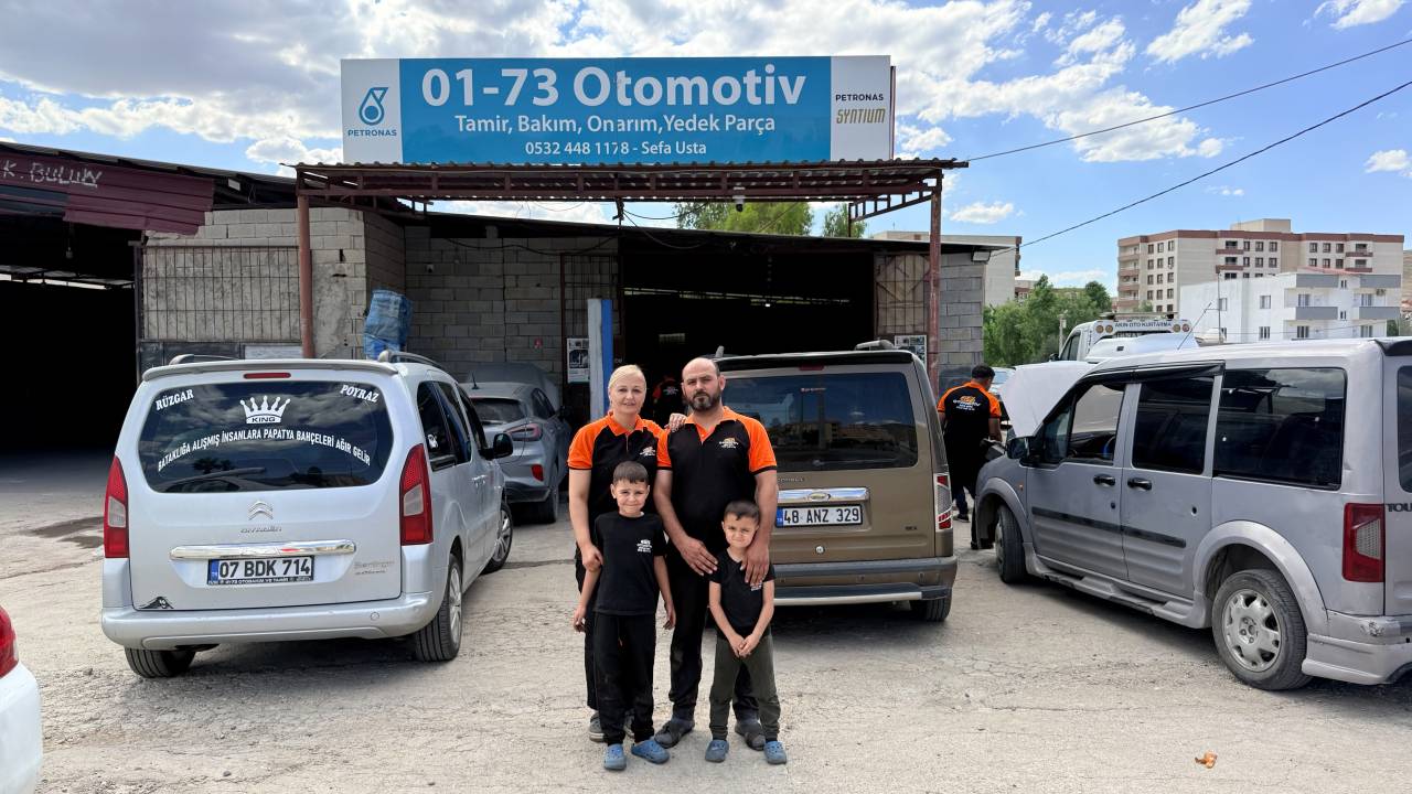 cizrede-ezber-bozan-hikaye-motor-sokup-arac-tamir-eden-kadin-usta2.jpg