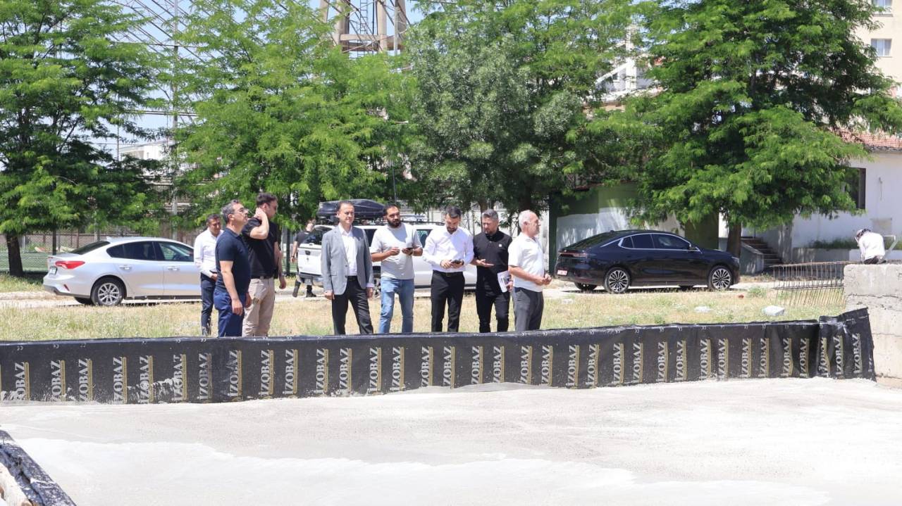 dilin-spor-altyapisina-dev-katki-yari-olimpik-yuzme-havuzu-gun-sayiyor-1.jpg
