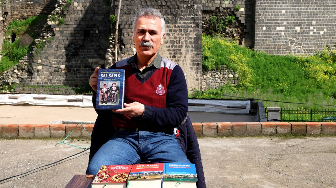 arastirmaci-yazar-hursit-baran-mendes-silopide-okurlariyla-bulusacak-2.jpeg
